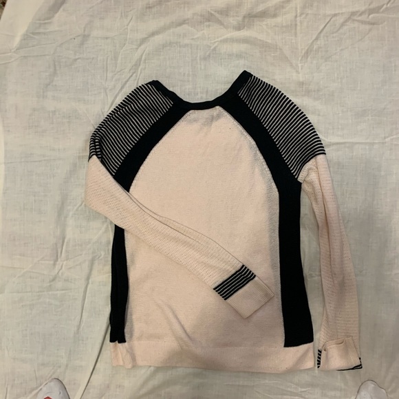 American Eagle Outfitters super soft long sleeve - Picture 4 of 4